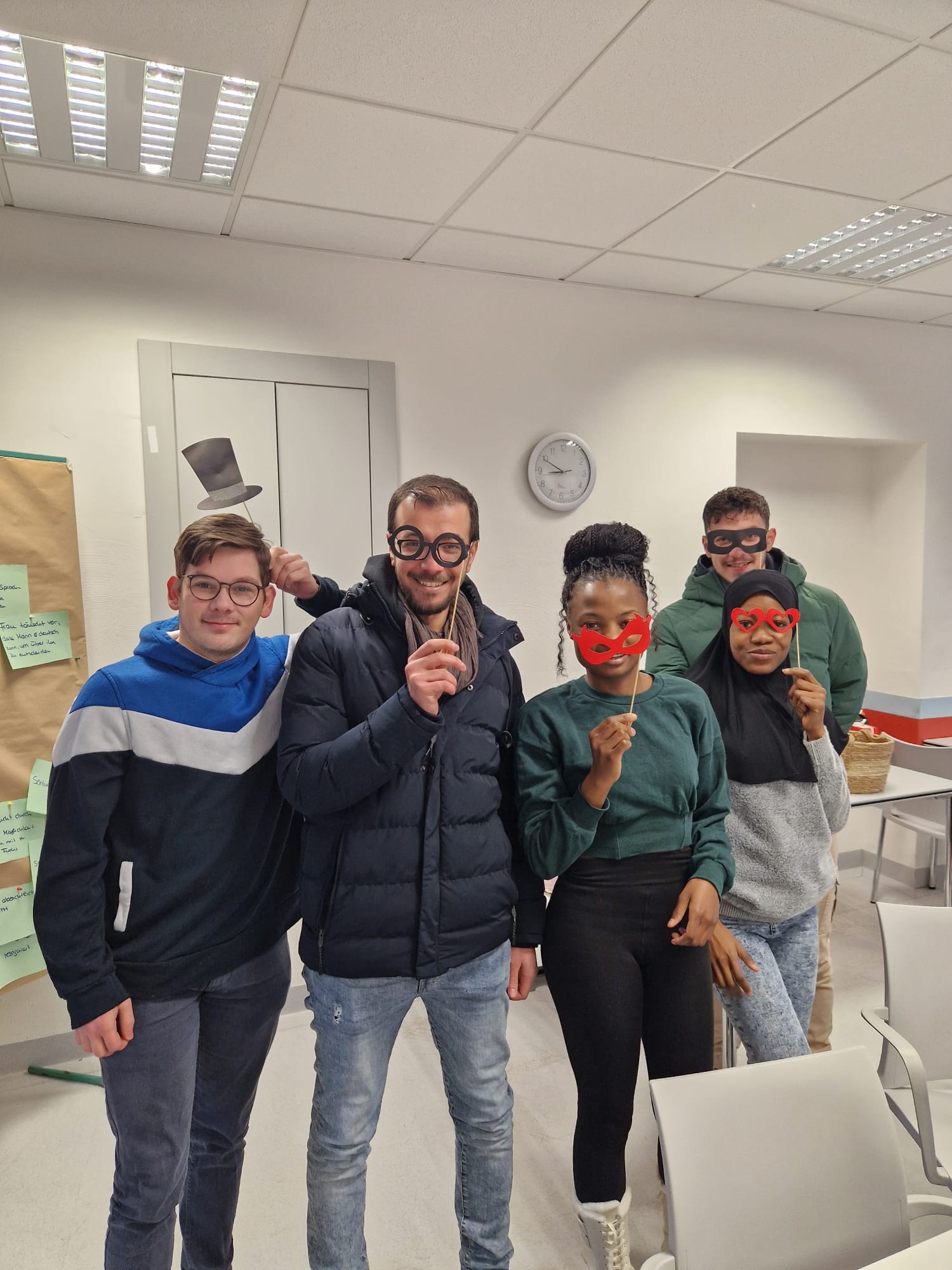 Mit Humor den Pflegealltag meistern! Gute Laune beim Neujahrsfrühstück unseres Kurses